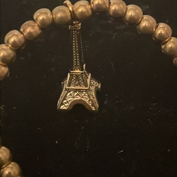 6” golden beaded stackable stretch bracelet with Eiffel Tower pendant & 39 beads - Picture 7 of 11